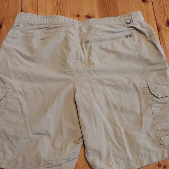 The North Face Men's Lightweight Cargo Shorts Men 38 EUC - Picture 7 of 8